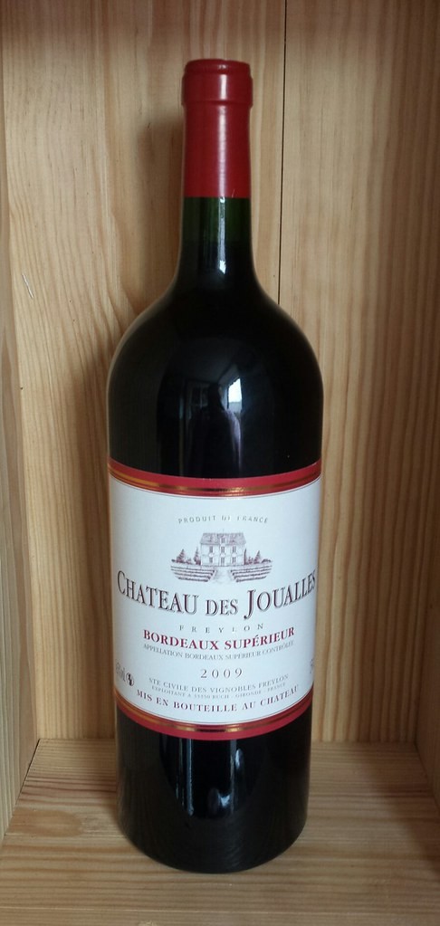 Magnum 1.5 litre wine bottle